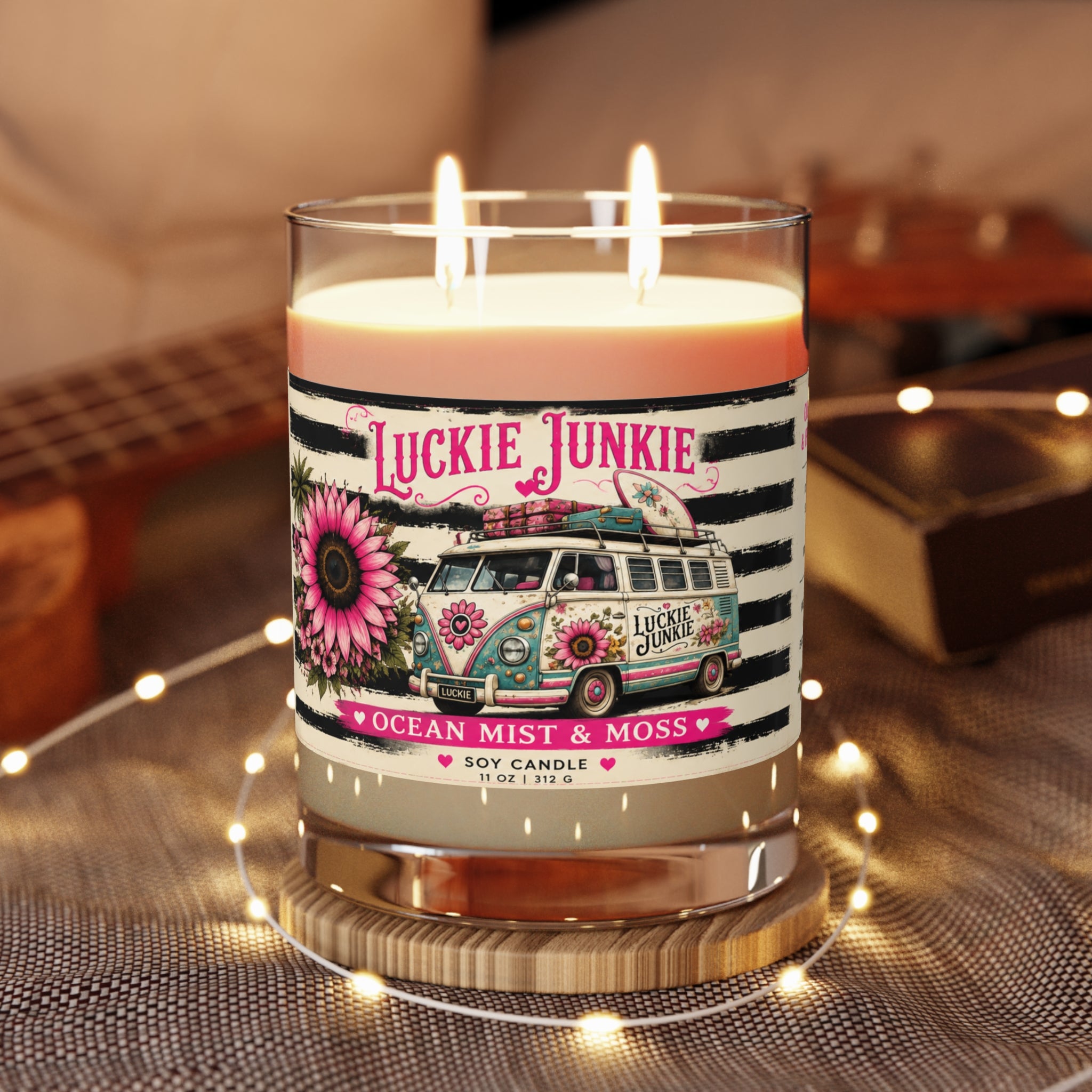Luckie Junkie™ Ocean Mist & Moss Soy Candle